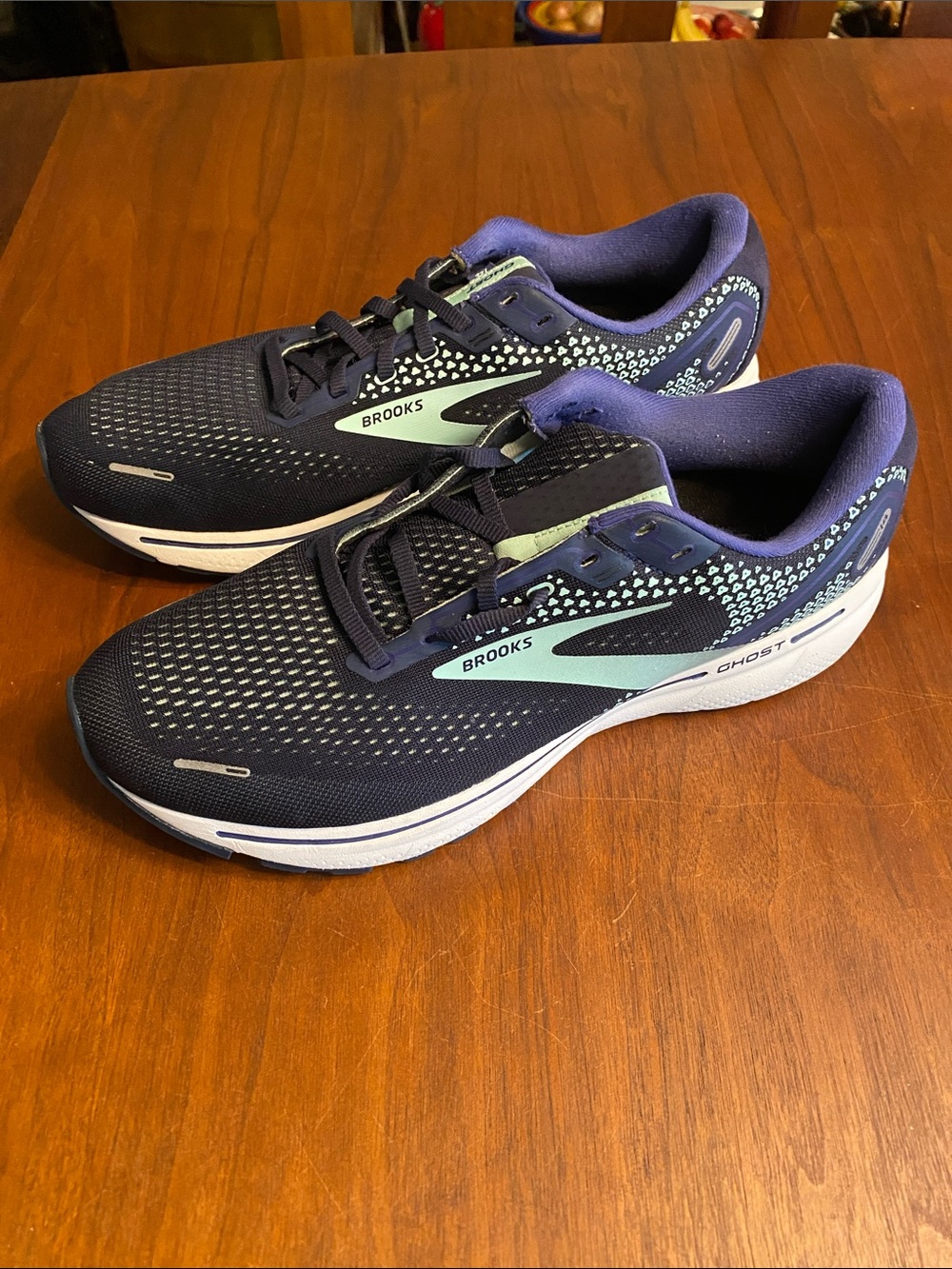 Brooks Ghost 14 Running Shoes NWOT
